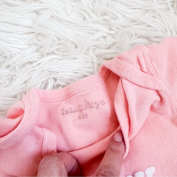 Isla & Skye | Stay Groovy” Onesie - Picture 4 of 6